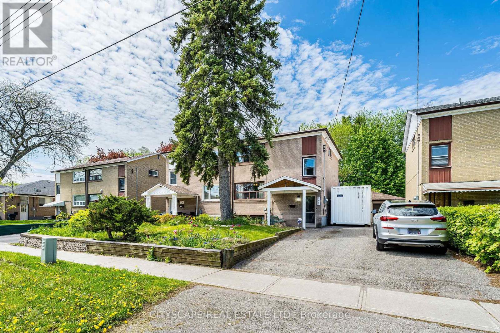 138 Overture Road, Toronto, Ontario  M1E 2W4 - Photo 3 - E13613476