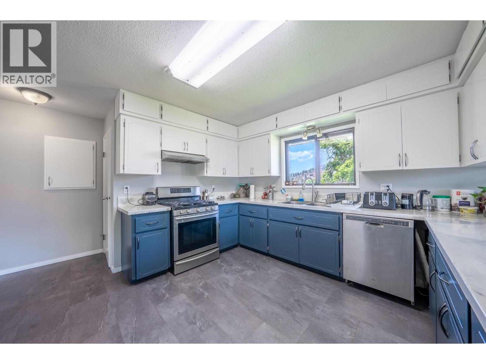 6055 Darcy Road, Grand Forks, British Columbia  V0H 1H4 - Photo 18 - 10395851