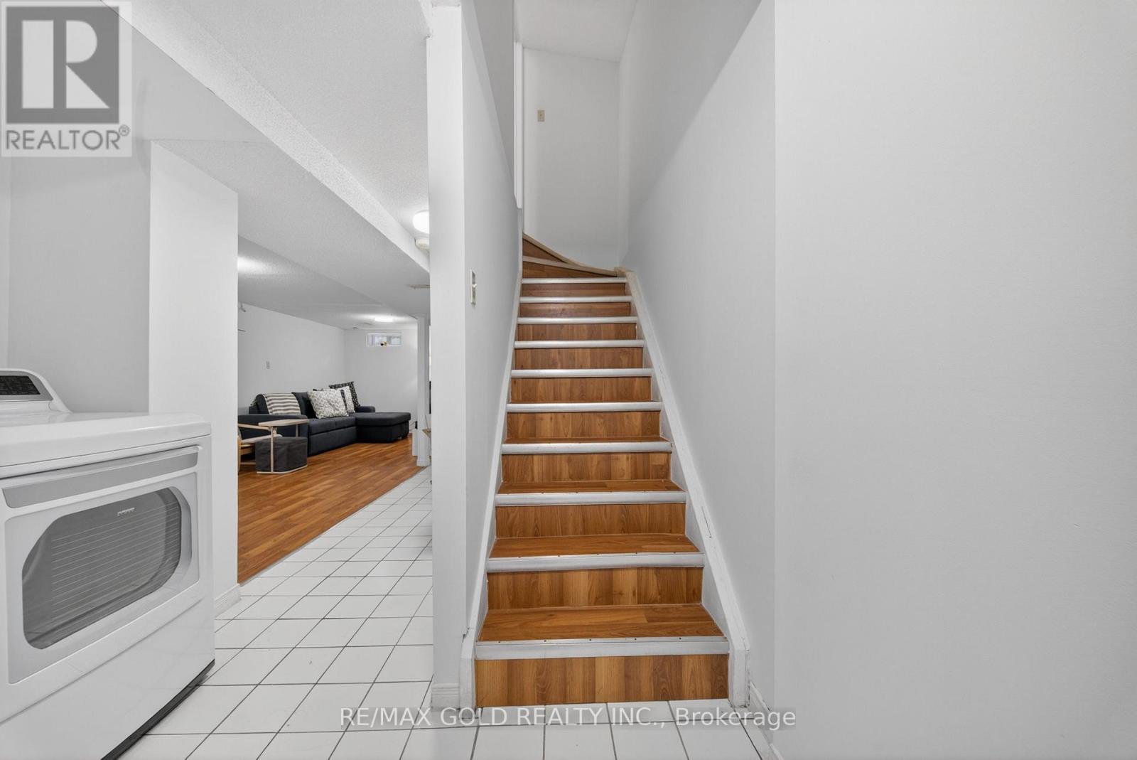 949 Blizzard Road, Mississauga, Ontario  L5V 1T1 - Photo 21 - W13513820