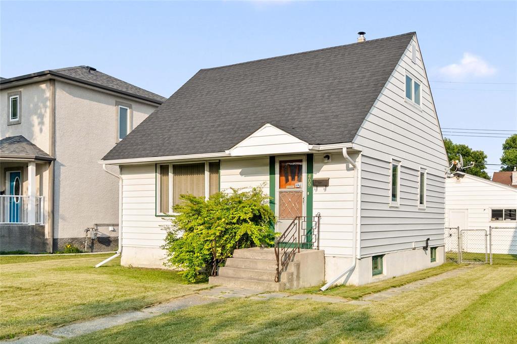 409 Radford Street, Winnipeg, Manitoba  R2X 2E7 - Photo 10 - 202618604