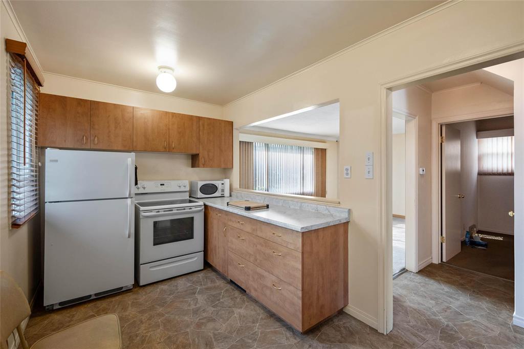 409 Radford Street, Winnipeg, Manitoba  R2X 2E7 - Photo 11 - 202618604