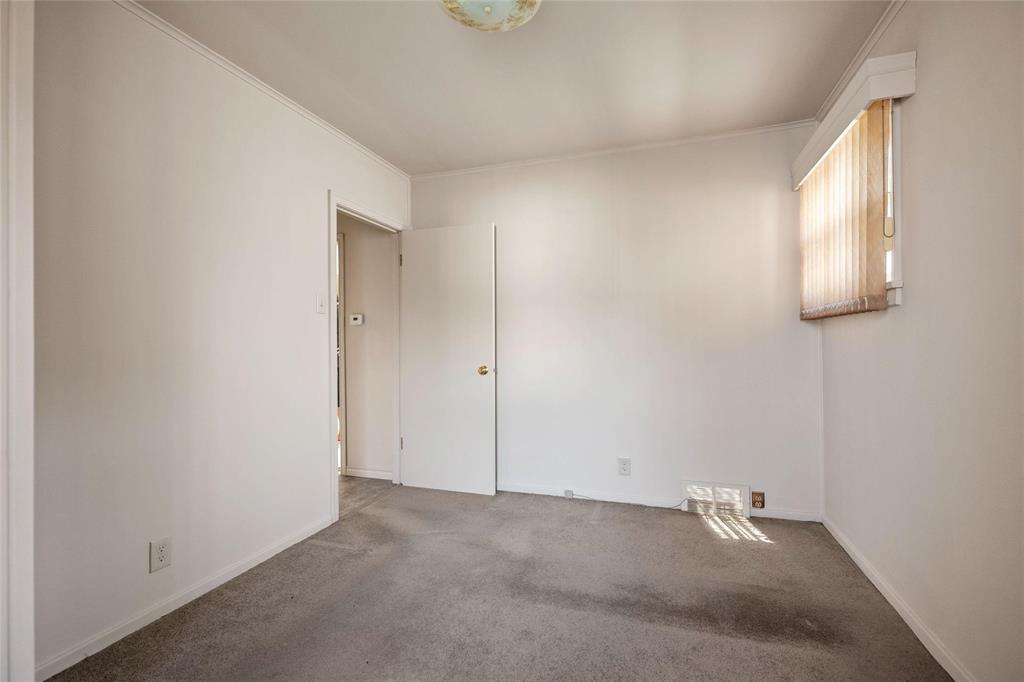 409 Radford Street, Winnipeg, Manitoba  R2X 2E7 - Photo 16 - 202618604