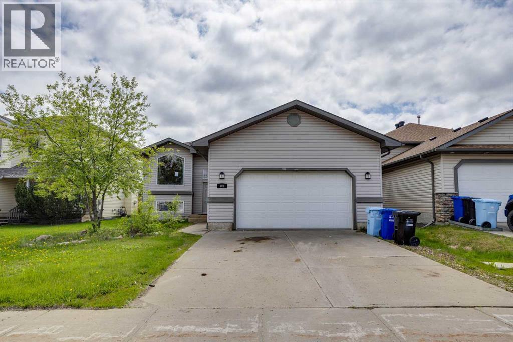 109 Lanauze Street, Fort Mcmurray, Alberta T9K 2S5 - Photo 1 - A2319723