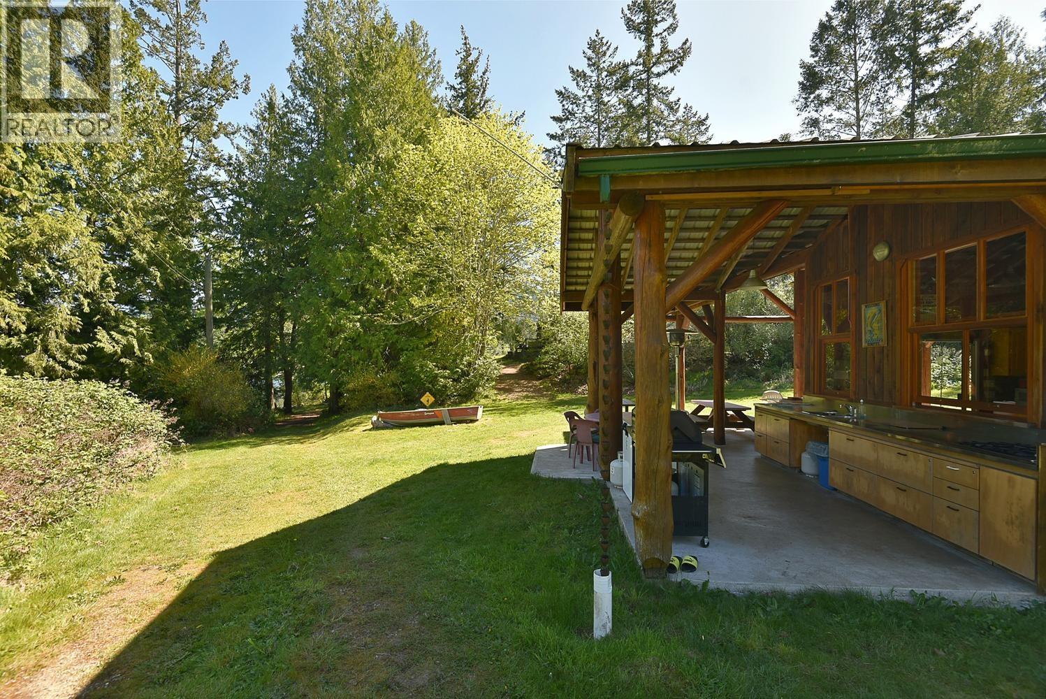 4737 Davis Road, Madeira Park, British Columbia V0N 2H1 - Photo 24 - C8078390