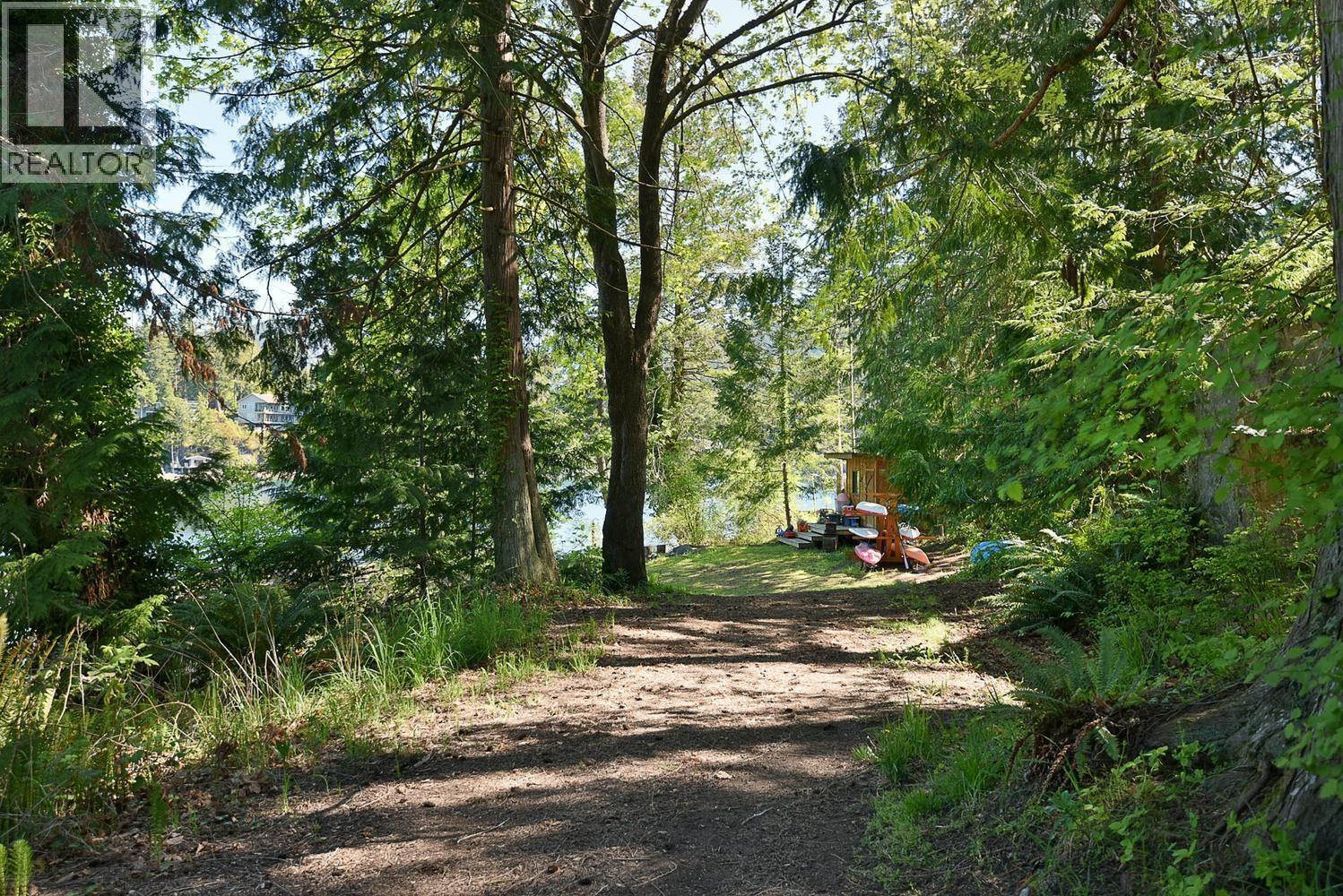 4737 Davis Road, Madeira Park, British Columbia V0N 2H1 - Photo 26 - C8078390