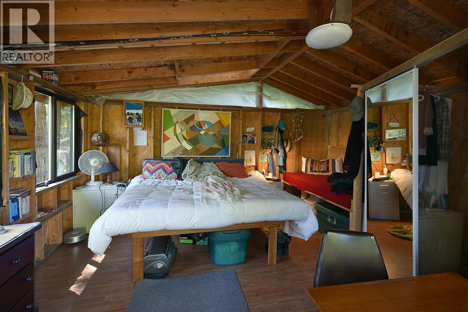 4737 Davis Road, Madeira Park, British Columbia V0N 2H1 - Photo 36 - C8078390