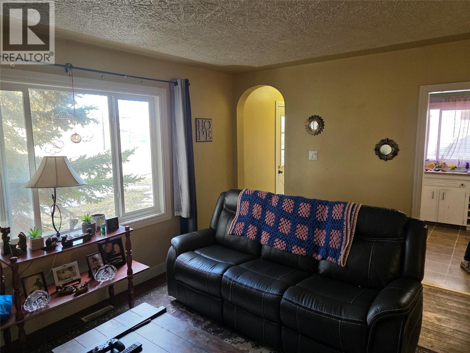 1225 104 Avenue, Dawson Creek, British Columbia  V1G 2J4 - Photo 3 - 10386820