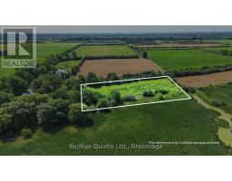 214 PLEASANT BAY ROAD, Prince Edward County, Ontario
