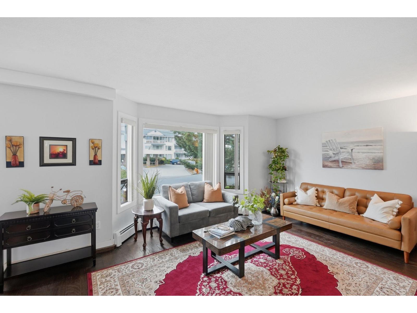 101 2414 Church Street, Abbotsford, British Columbia  V2T 3J7 - Photo 2 - R3114198