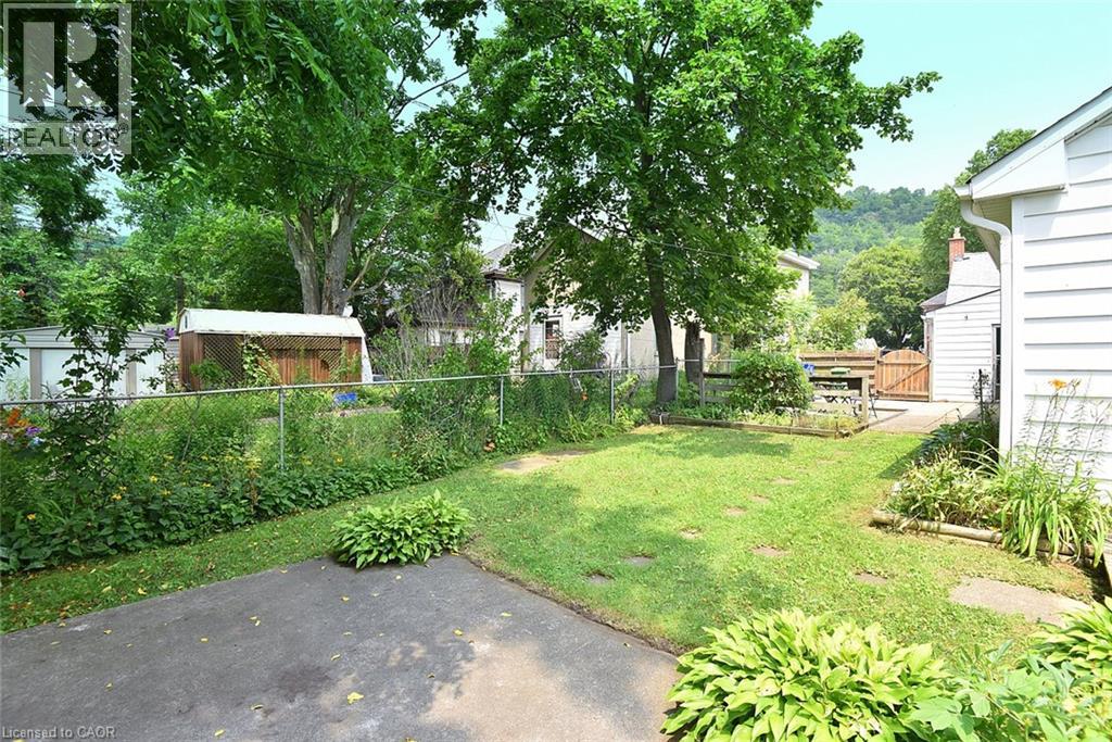 340 King Street W, Dundas, Ontario  L9H 1W7 - Photo 37 - 40851266