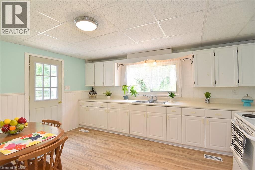 340 King Street W, Dundas, Ontario  L9H 1W7 - Photo 8 - 40851266