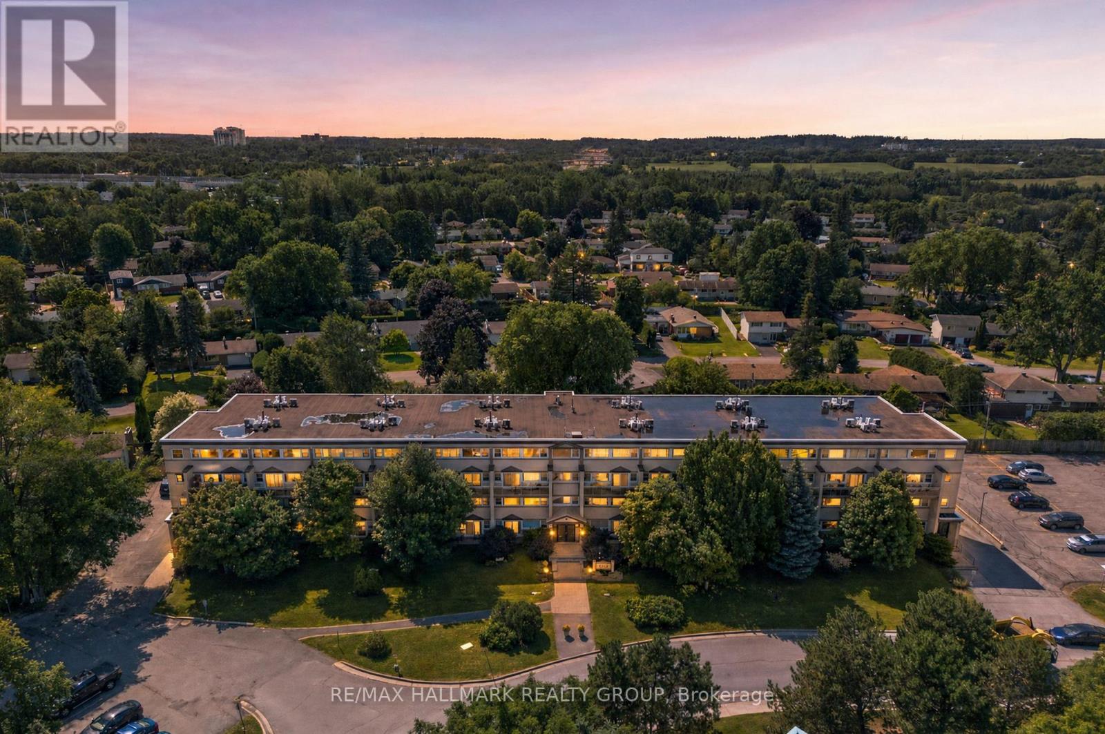 103 - 12 CORKSTOWN ROAD, Ottawa, Ontario