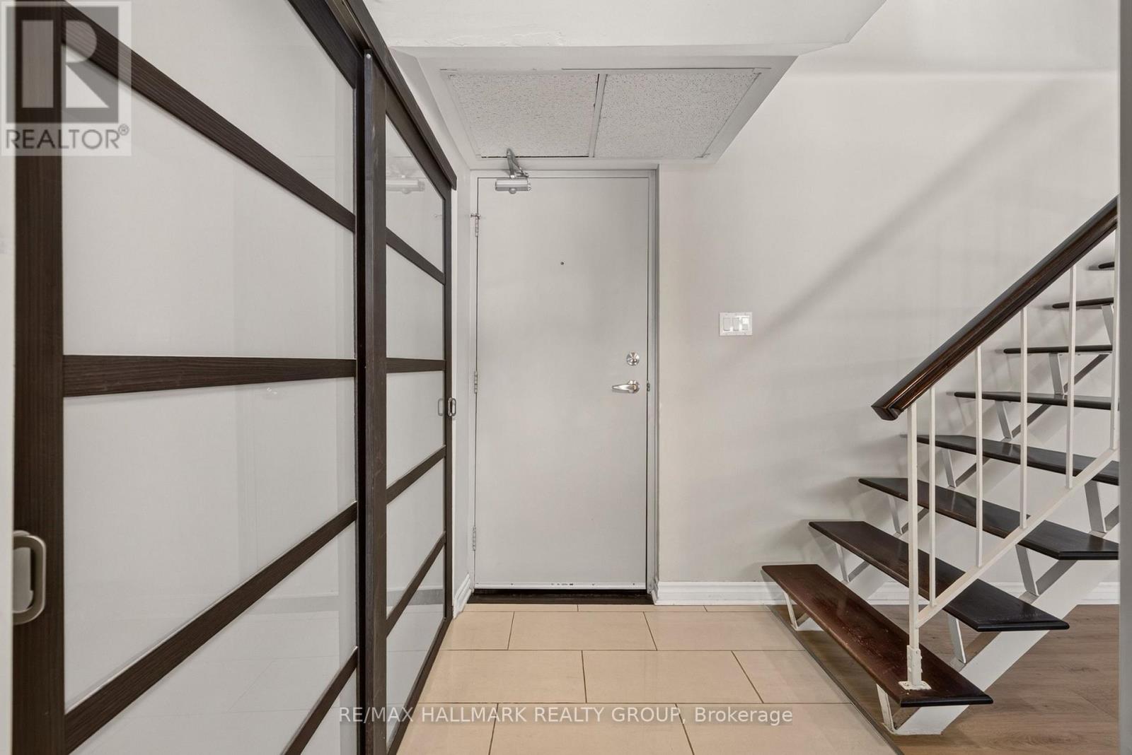 103 - 12 Corkstown Road, Ottawa, Ontario  K2H 5B3 - Photo 4 - X13613538