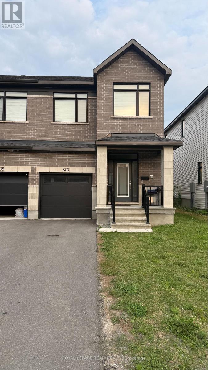807 MOCHI CIRCLE, Ottawa, Ontario