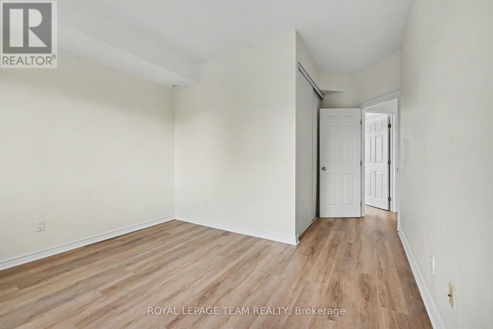 K - 251 Crestway Drive, Ottawa, Ontario  K2G 0A9 - Photo 19 - X13613728