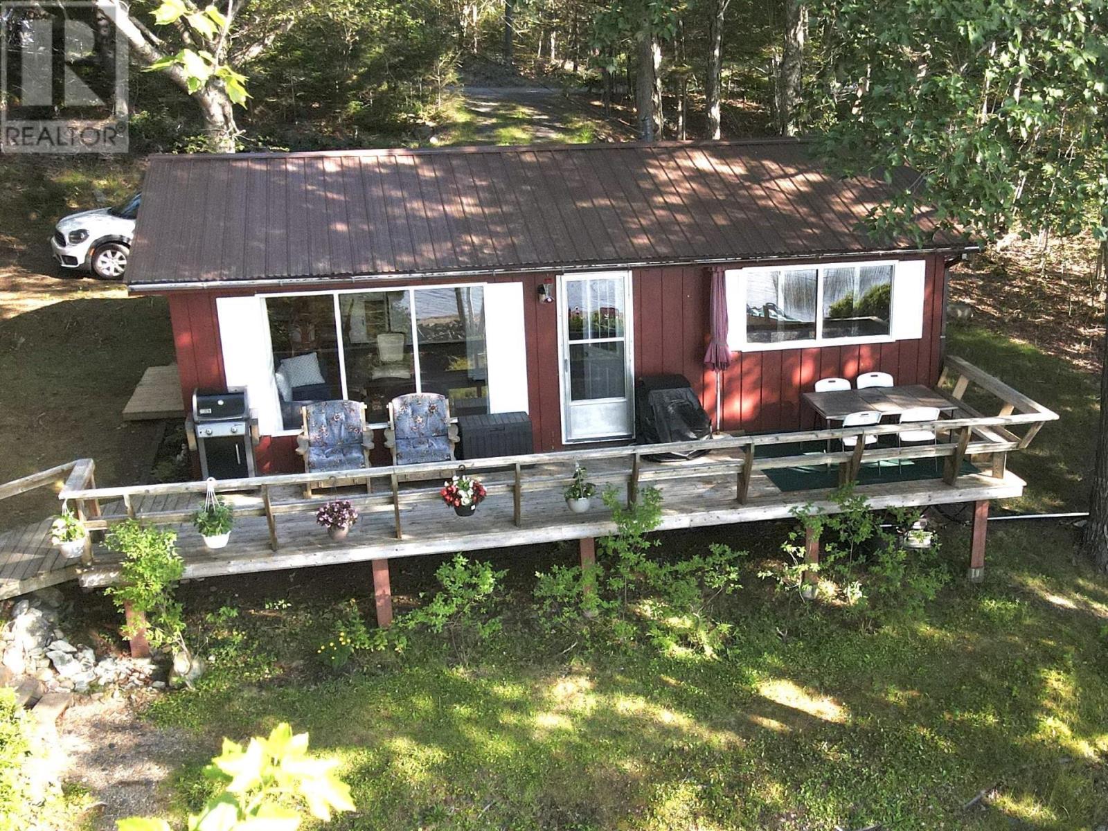 109 Henley Road, Labelle, Nova Scotia