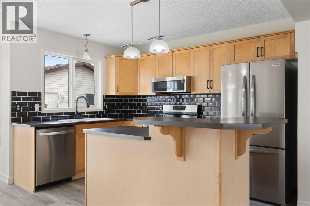 202 Sunset Heights, Cochrane, Alberta  T4C 0C9 - Photo 10 - A2307905