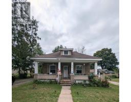 261 HOTCHKISS STREET, Gravenhurst, Ontario