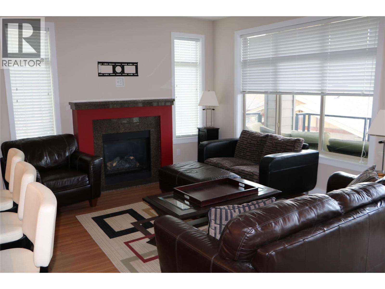 130 Colebrook Road Unit# 61, Kamloops, British Columbia  V1S 0B4 - Photo 1 - 10395921