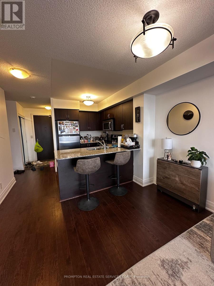 1206 - 1060 Sheppard Avenue W, Toronto, Ontario  M3J 0G7 - Photo 4 - W13596524