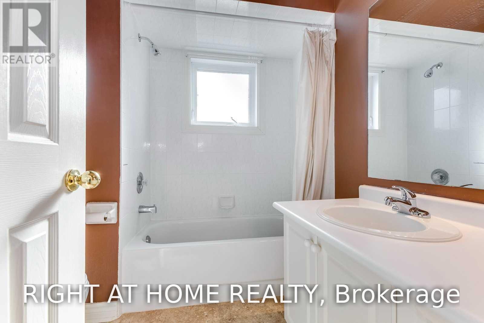 96 Howell Road, Oakville, Ontario  L6H 5Z4 - Photo 21 - W13613672