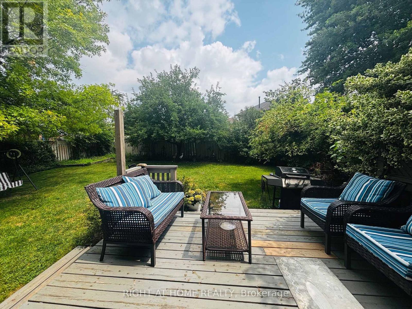 96 Howell Road, Oakville, Ontario  L6H 5Z4 - Photo 3 - W13613672