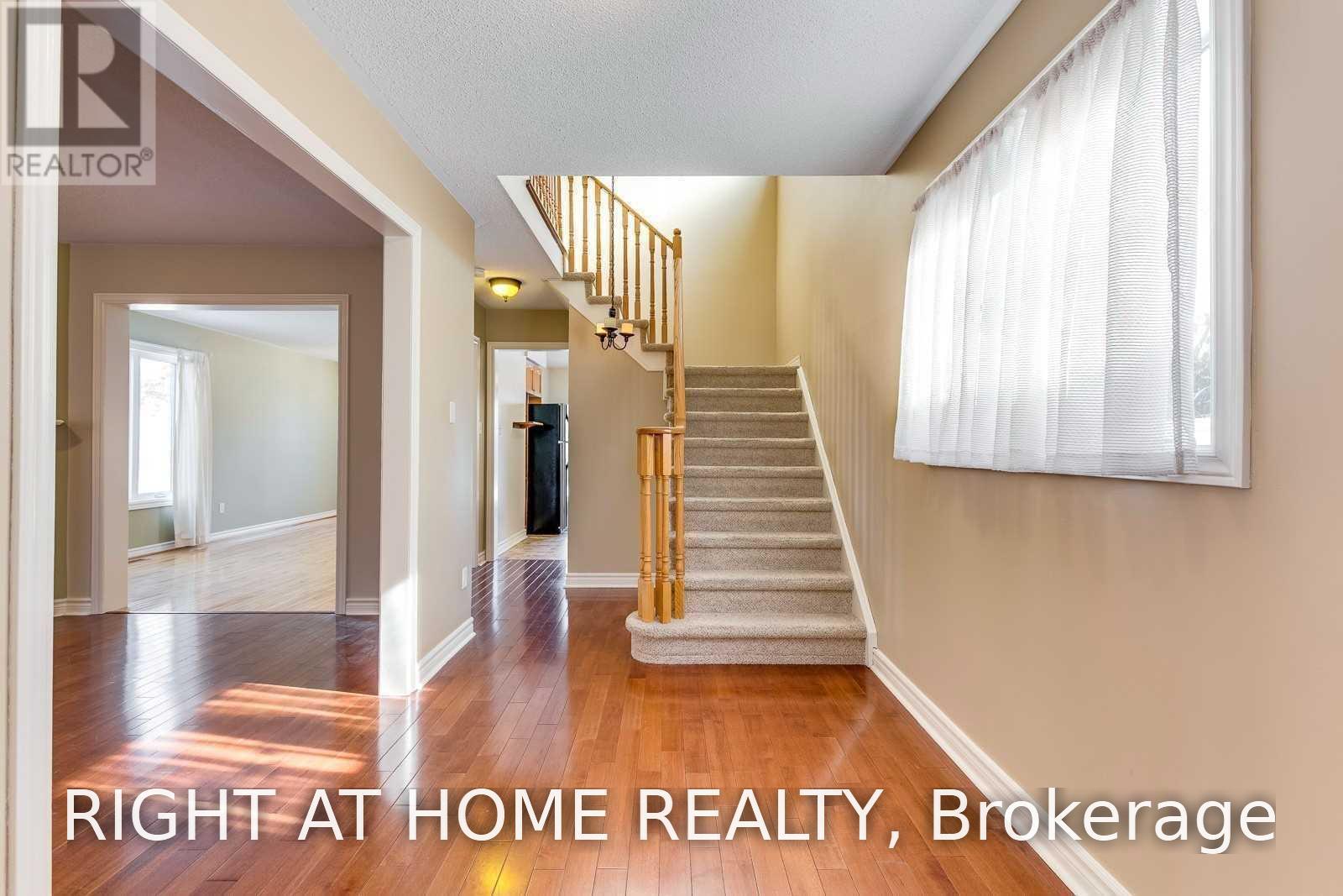 96 Howell Road, Oakville, Ontario  L6H 5Z4 - Photo 6 - W13613672