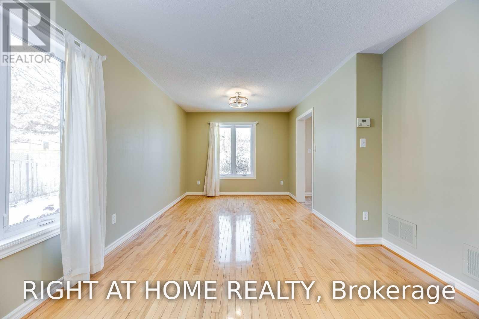 96 Howell Road, Oakville, Ontario  L6H 5Z4 - Photo 9 - W13613672