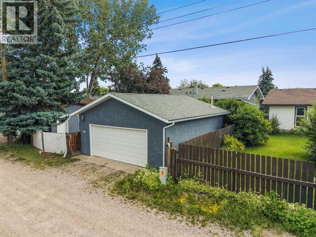 10619 Oakmoor Way Sw, Calgary, Alberta  T2W 1S7 - Photo 32 - A2329198