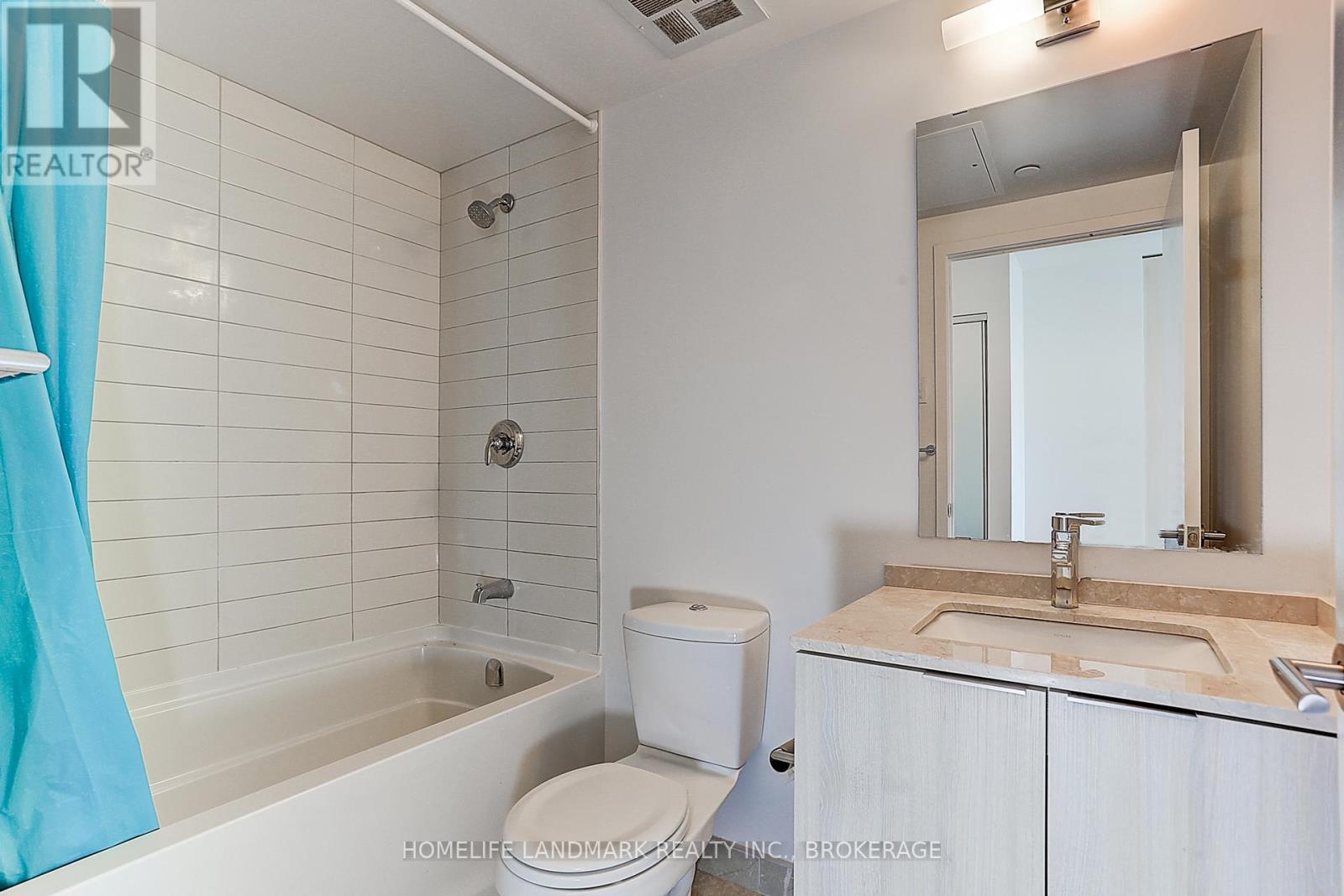 2911 - 11 Wellesley Street, Toronto, Ontario  M4Y 1E8 - Photo 6 - C13601202