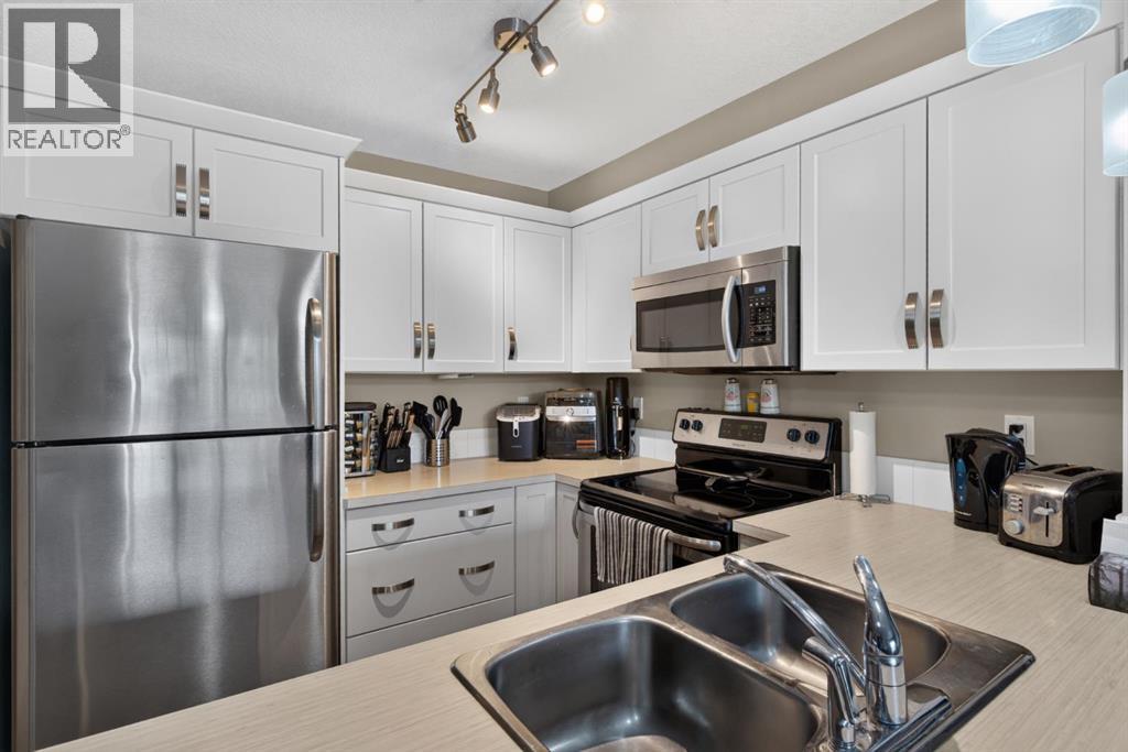 204, 406 Cranberry Park SE, Calgary, Alberta T3M 1Y9 - Photo 11 - A2329976