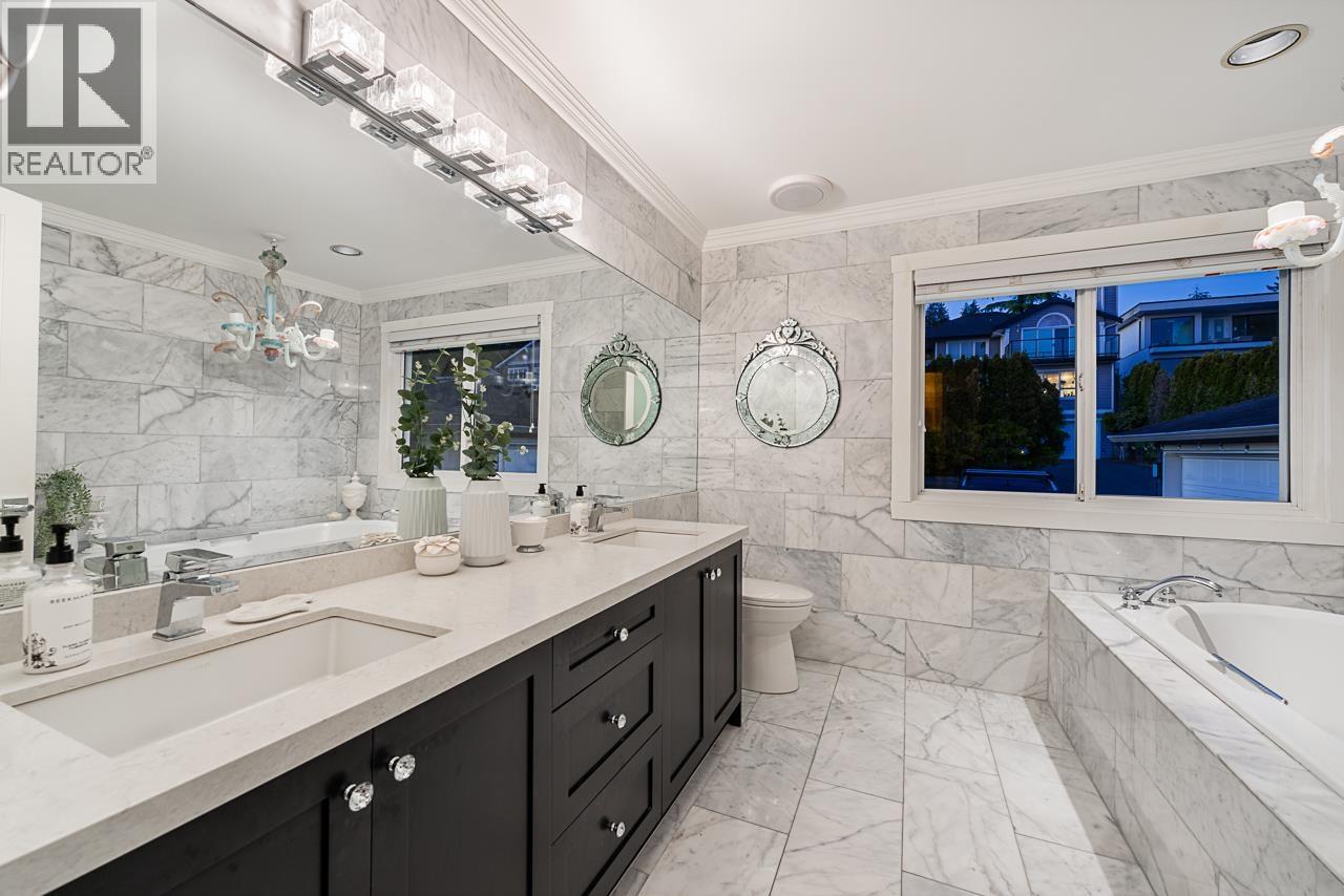 1075 Esplanade Avenue, West Vancouver, British Columbia  V7T 1G2 - Photo 17 - R3150541