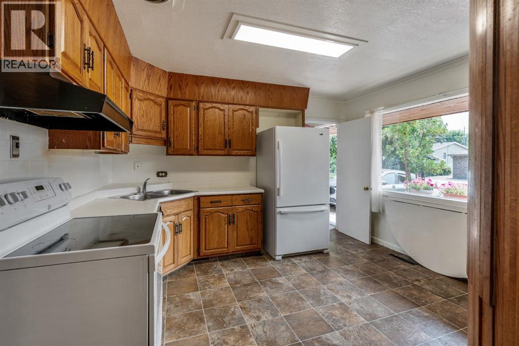1301 15 Avenue S, Lethbridge, Alberta  T1K 0W4 - Photo 17 - A2332730