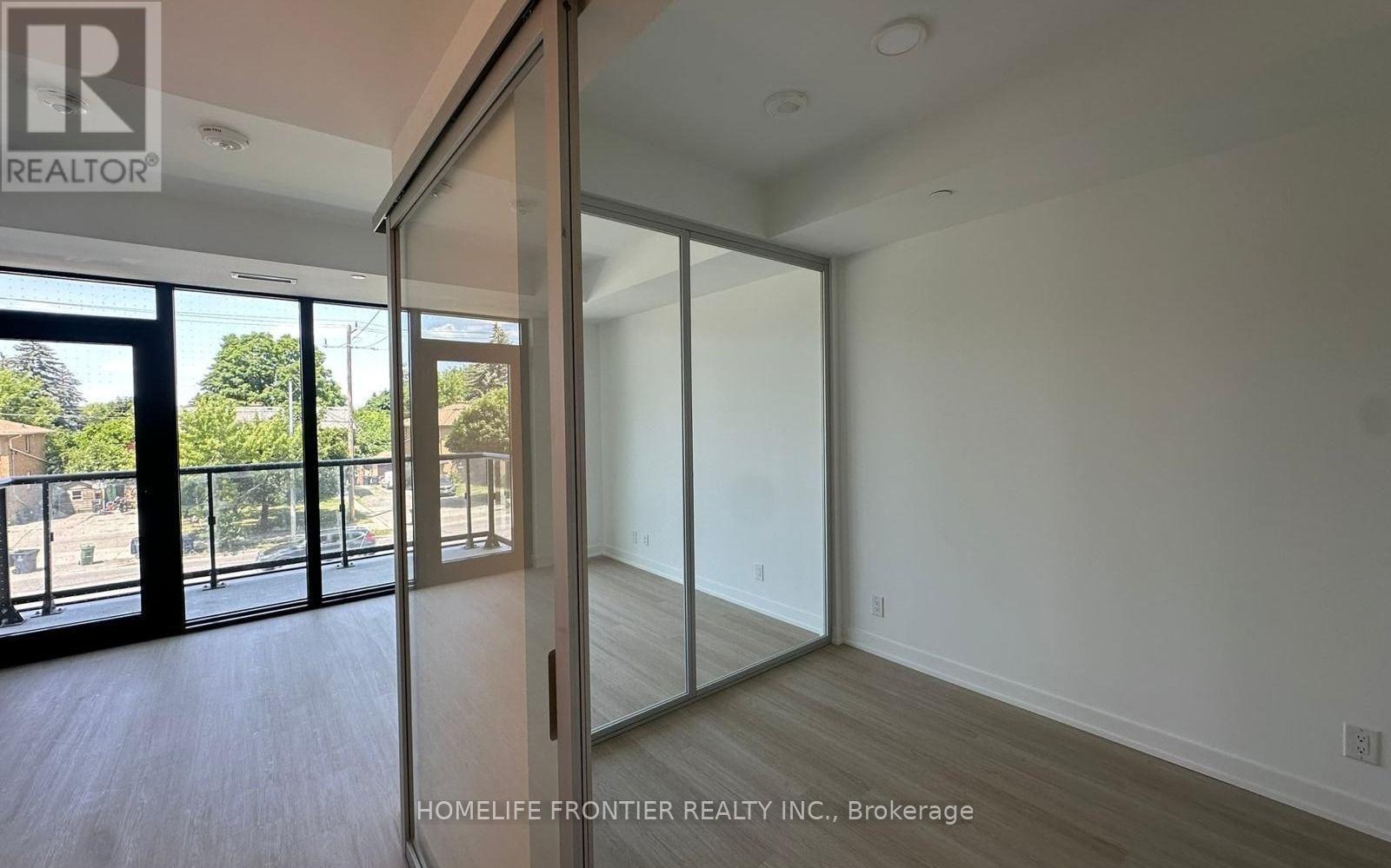 221 - 699 Sheppard Avenue E, Toronto, Ontario  M2K 0J5 - Photo 4 - C13612468