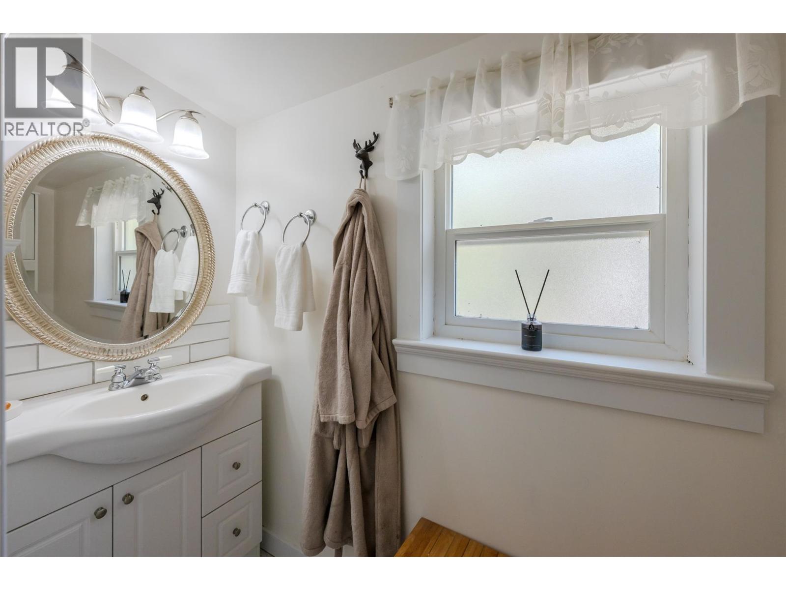 6430 Spartan Street, Oliver, British Columbia  V0H 1T0 - Photo 22 - 10394910