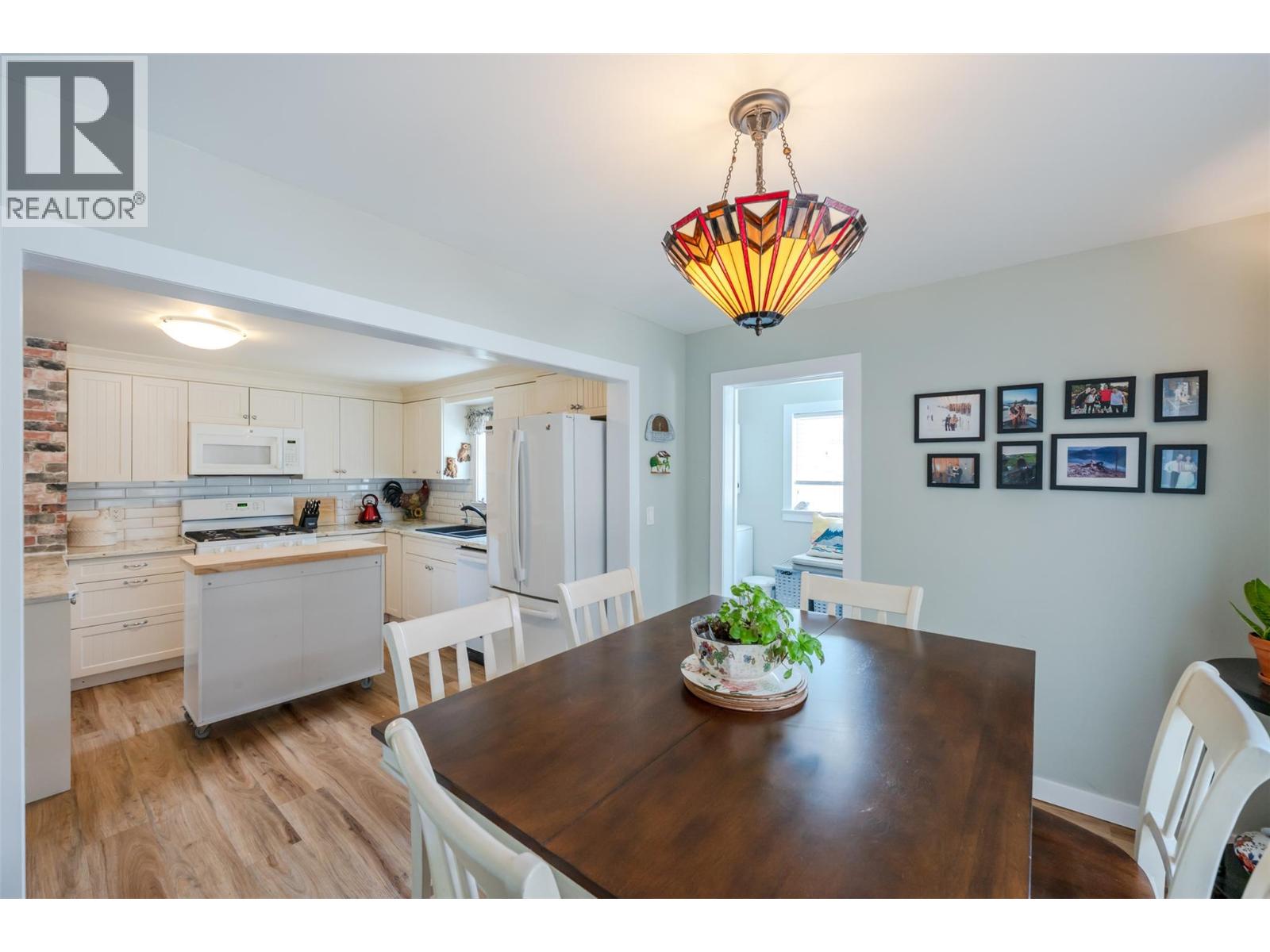 6430 Spartan Street, Oliver, British Columbia  V0H 1T0 - Photo 11 - 10394910