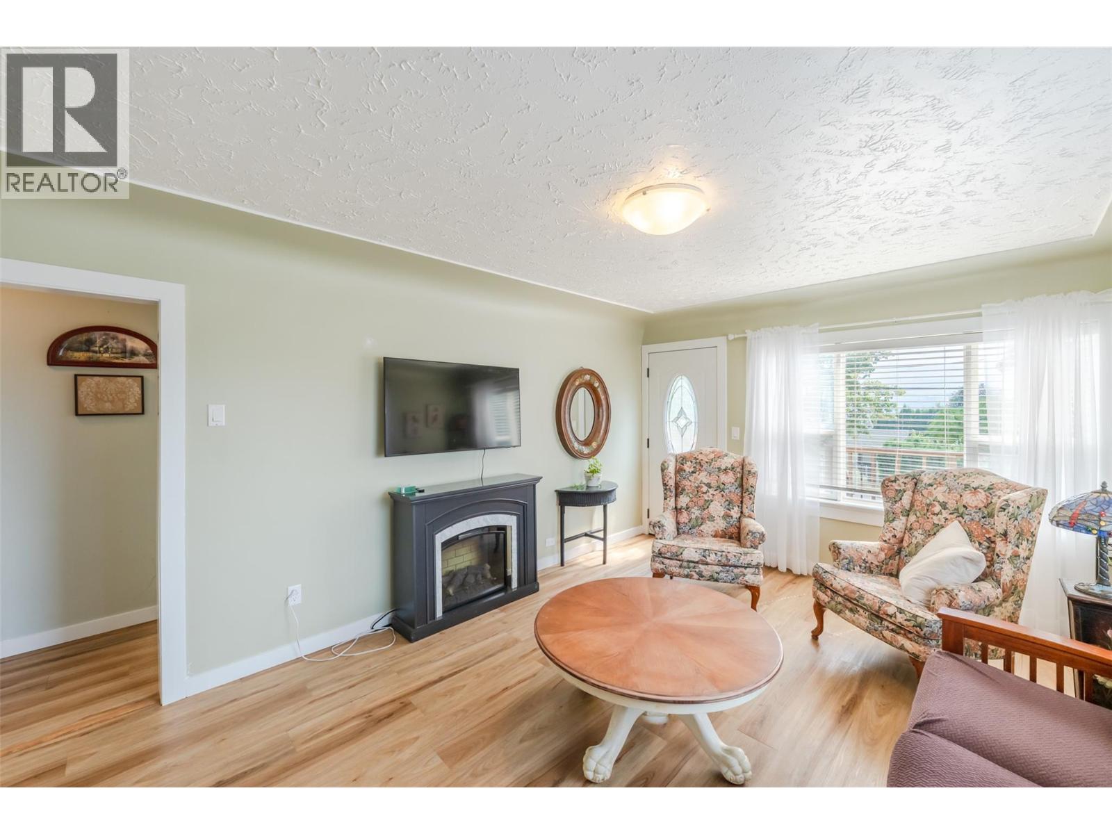 6430 Spartan Street, Oliver, British Columbia  V0H 1T0 - Photo 16 - 10394910