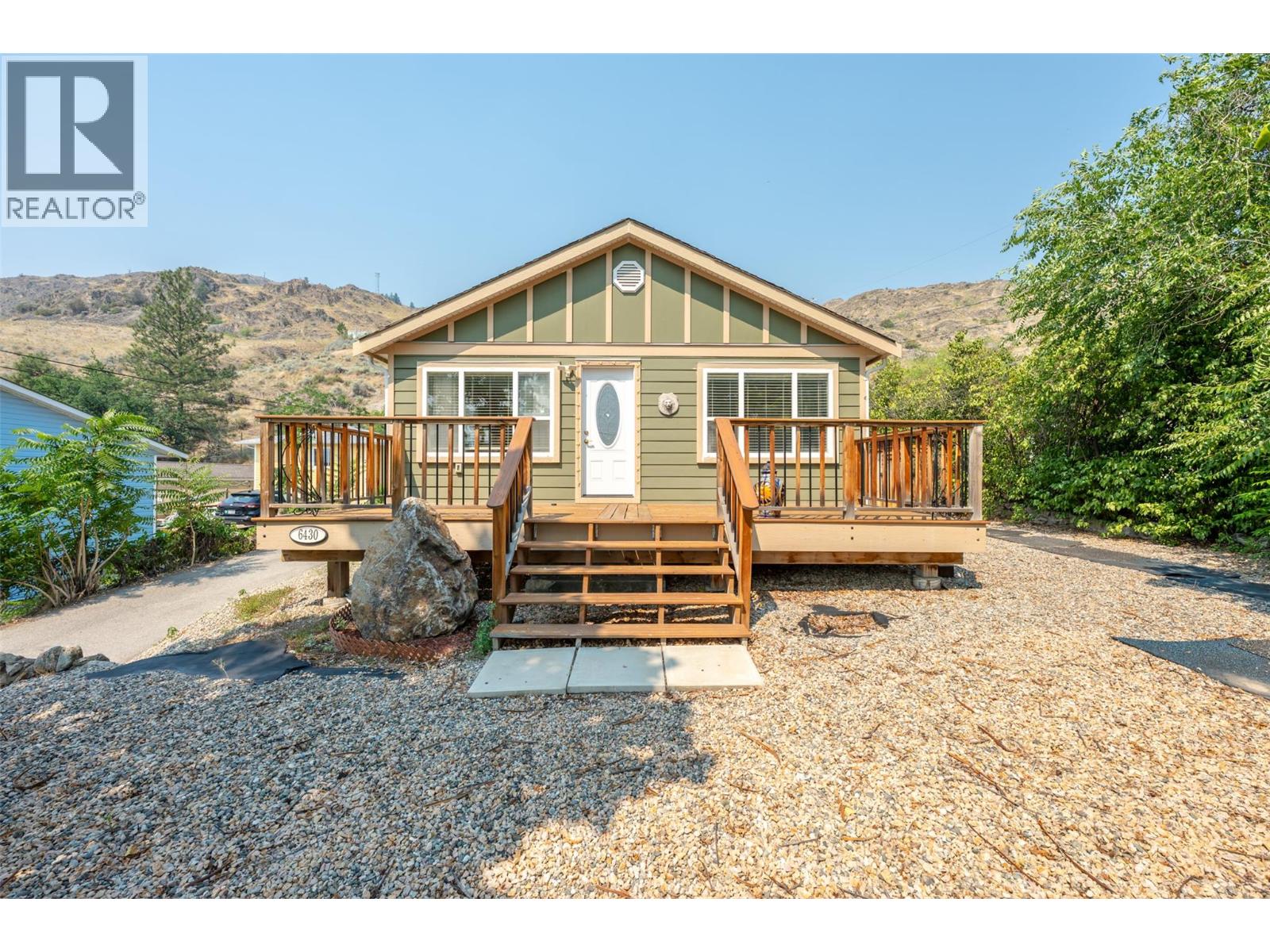 6430 Spartan Street, Oliver, British Columbia  V0H 1T0 - Photo 1 - 10394910