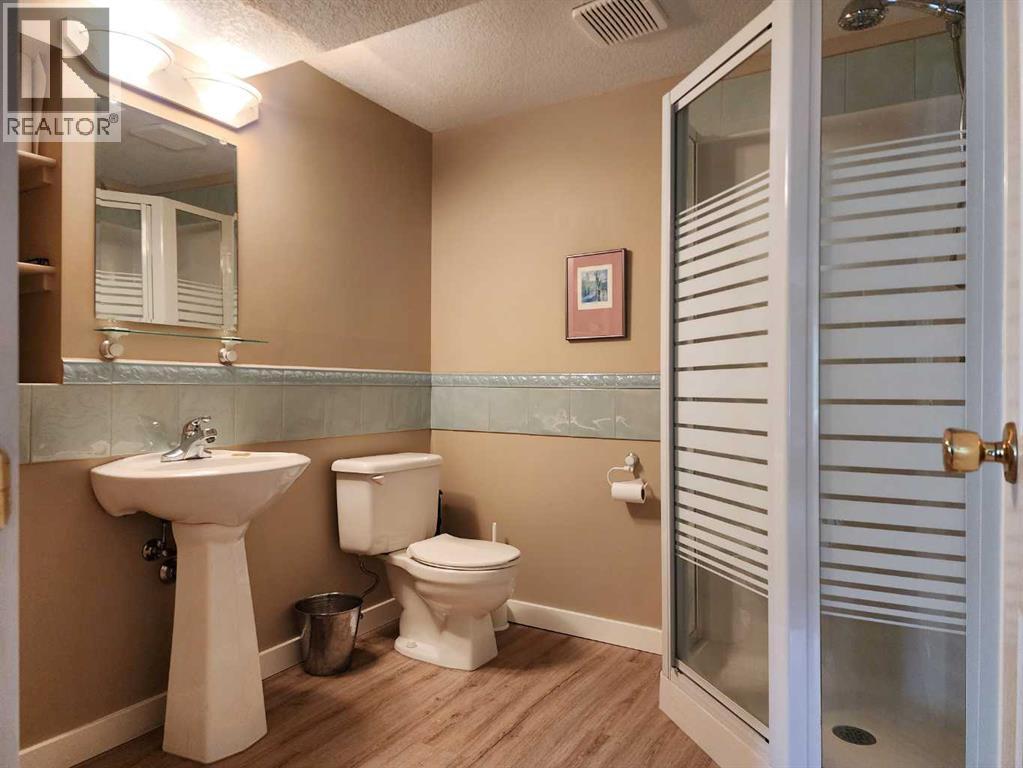 11, 240 Heritage Boulevard W, Lethbridge, Alberta  T1K 6W9 - Photo 29 - A2318391