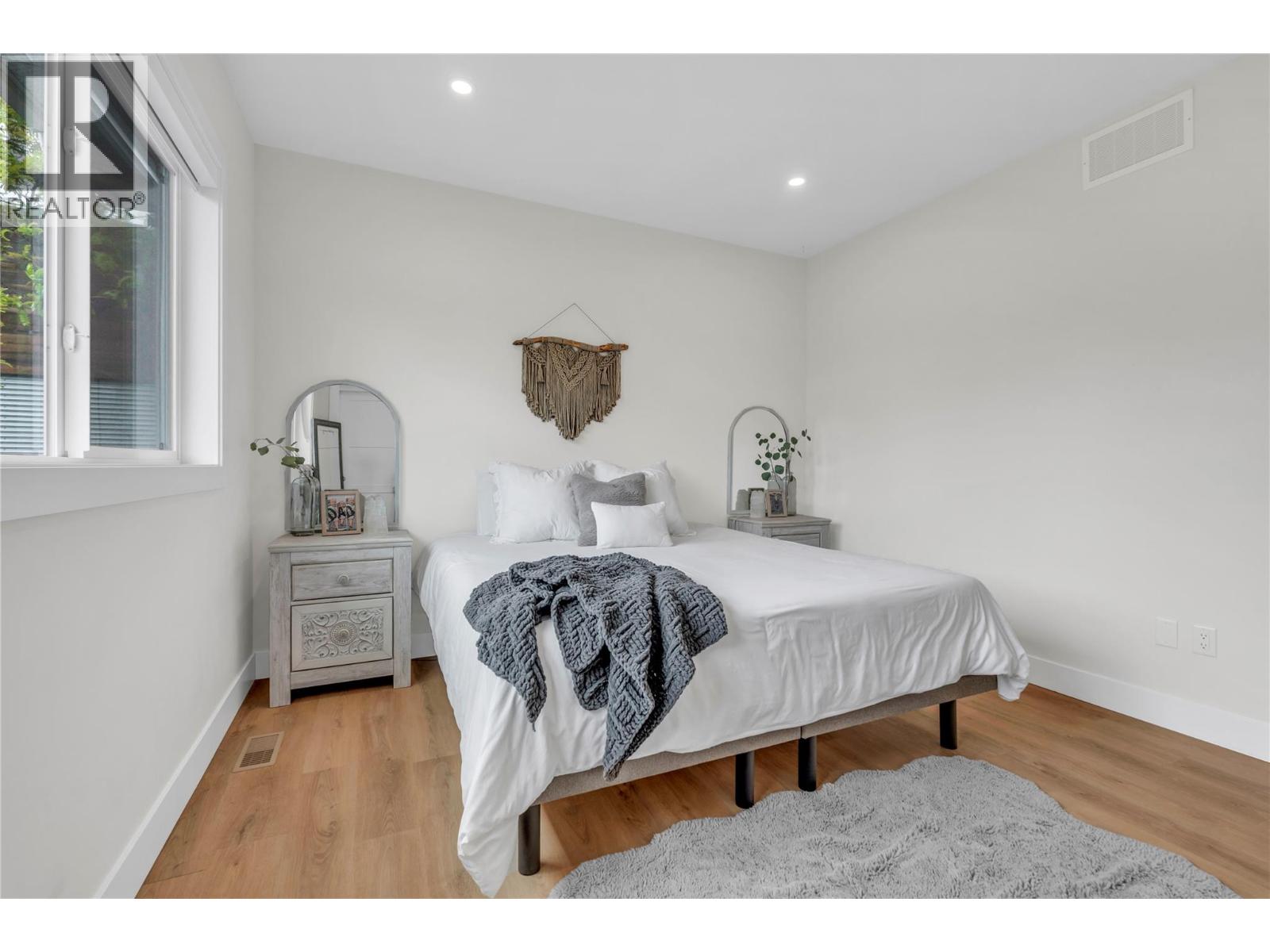 264 Douglas Avenue, Penticton, British Columbia  V2A 2T8 - Photo 18 - 10389142