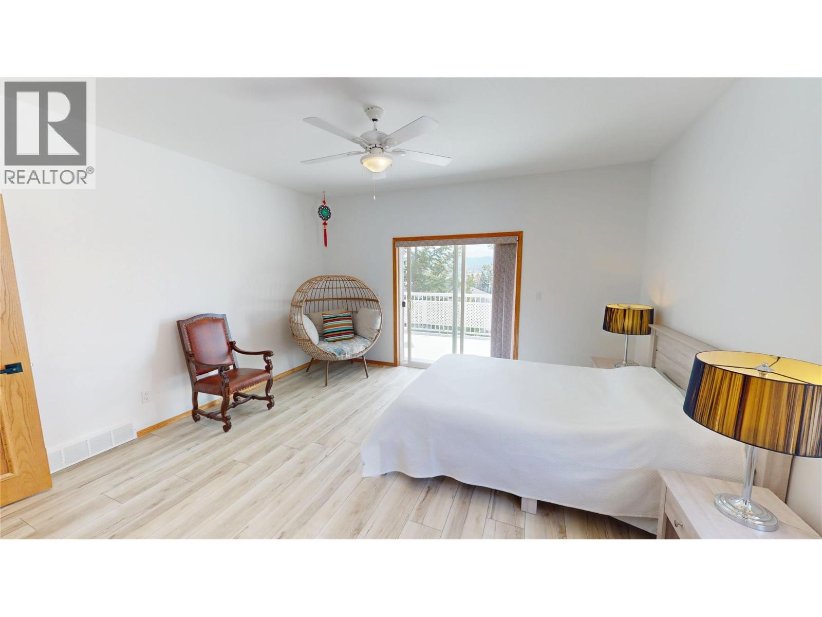 3329 Mt Fisher Drive, Cranbrook, British Columbia  V1C 6N6 - Photo 15 - 10396086