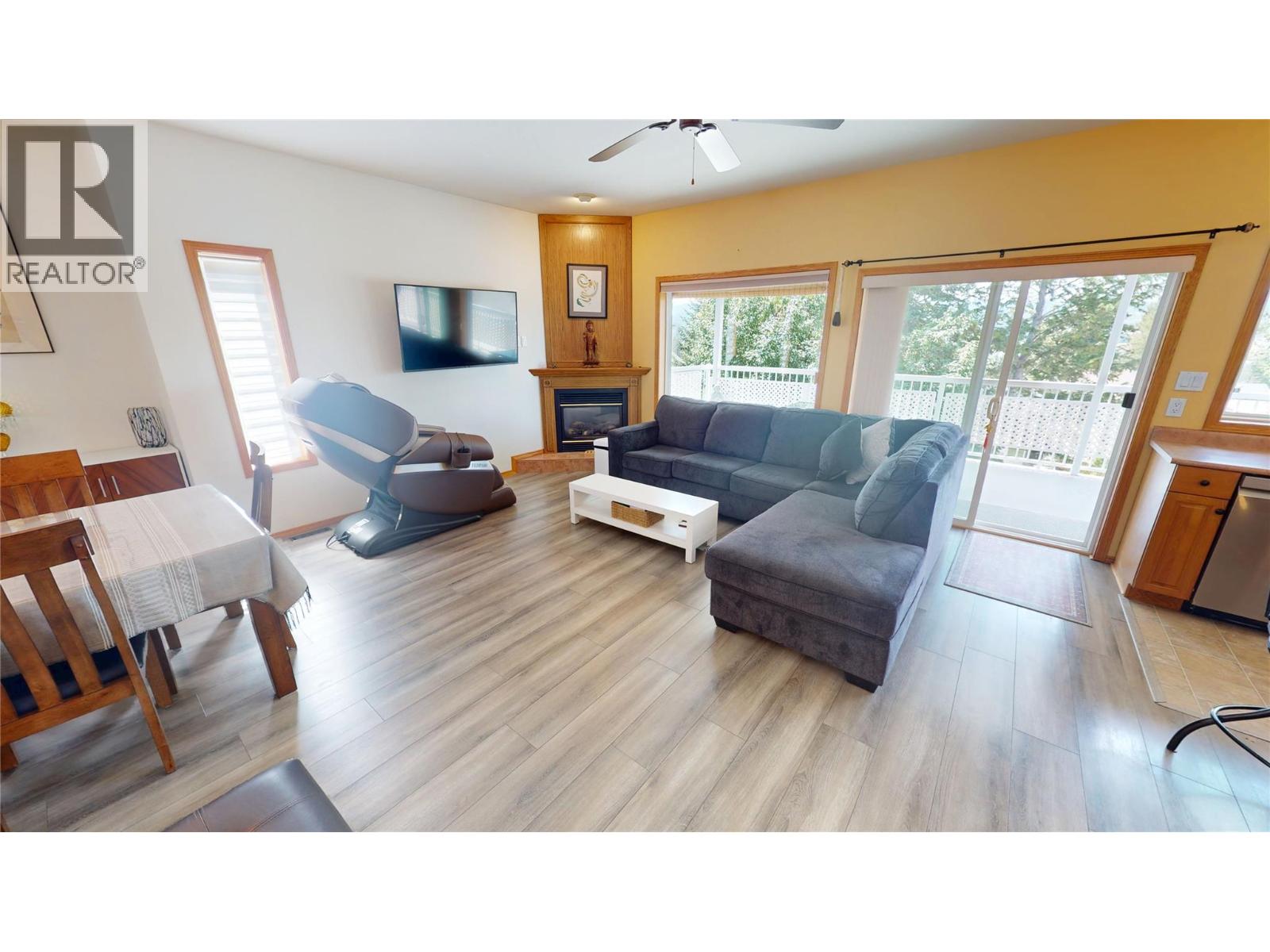 3329 Mt Fisher Drive, Cranbrook, British Columbia  V1C 6N6 - Photo 3 - 10396086