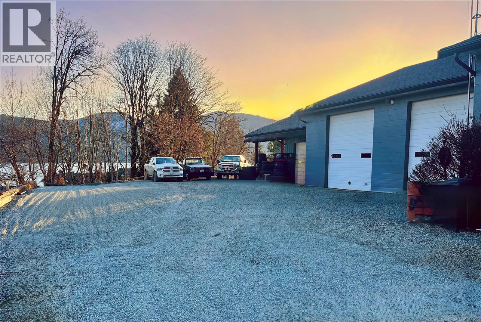 10514 Youbou Rd, Youbou, British Columbia  V0R 3E1 - Photo 19 - 1044055