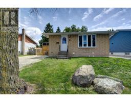 4 WATTS CRESCENT, collingwood, Ontario