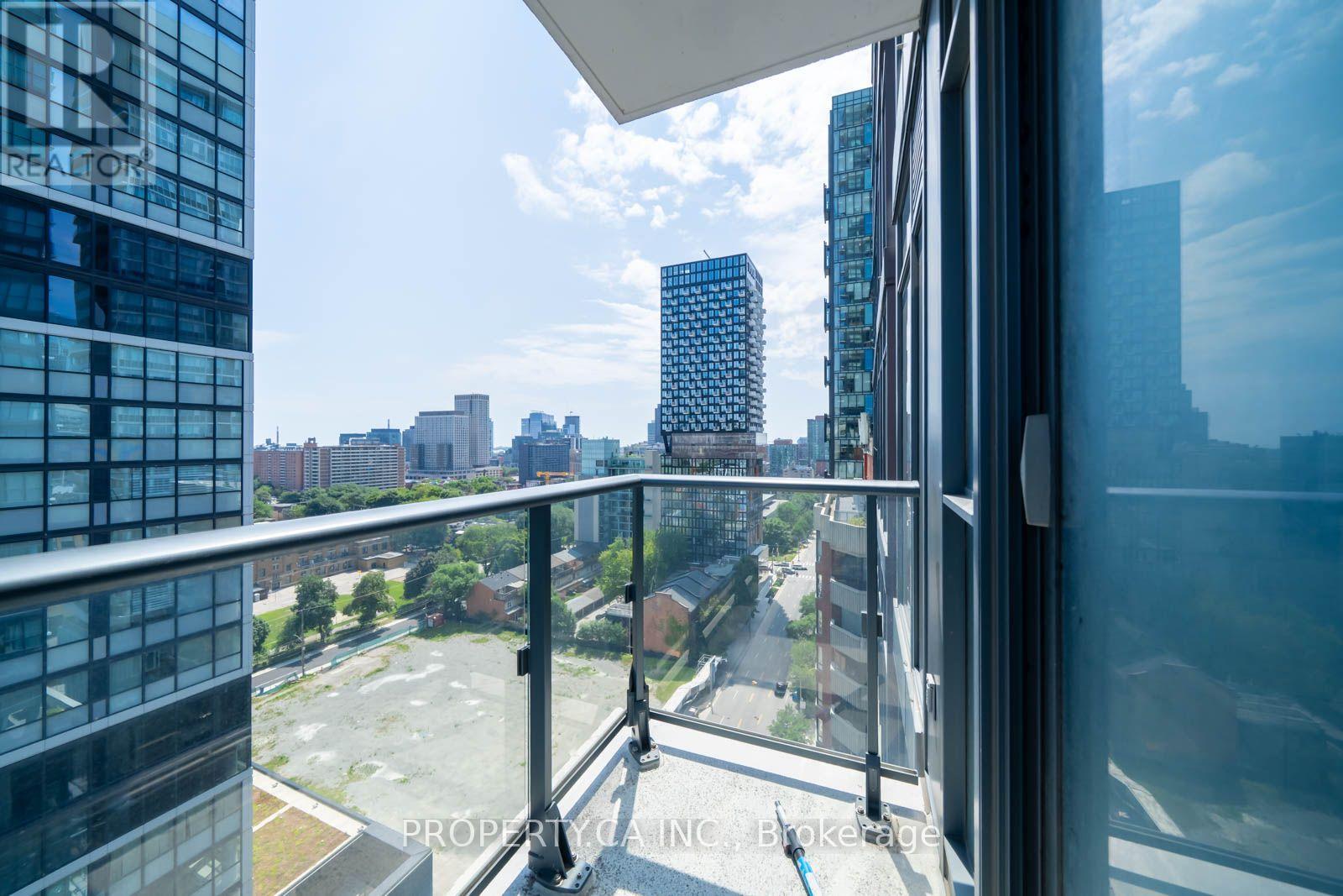 1506 - 159 Dundas Street E, Toronto, Ontario  M5B 1E4 - Photo 17 - C13613762