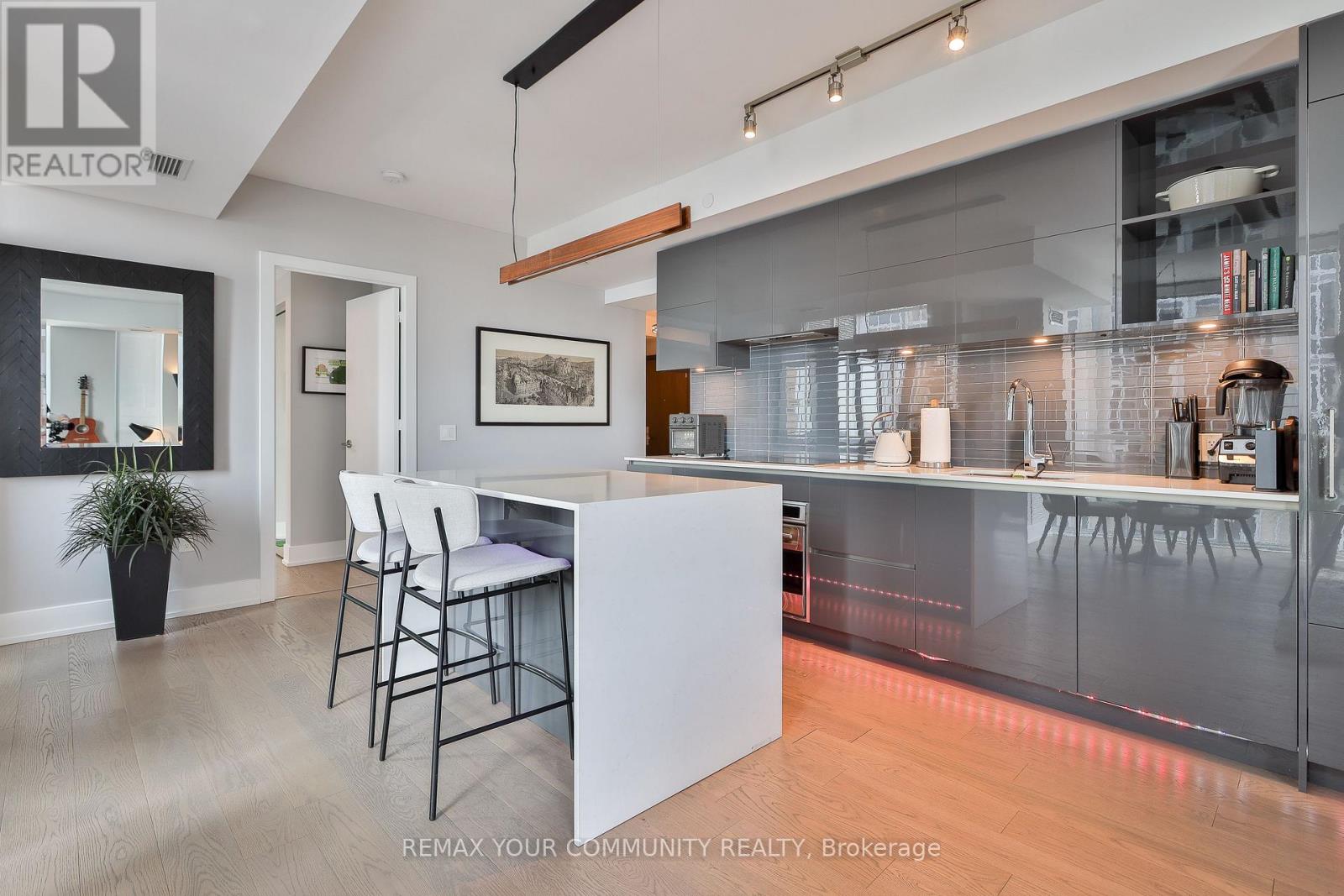4301 - 1 Yorkville Avenue, Toronto, Ontario  M4W 0B1 - Photo 11 - C13613924