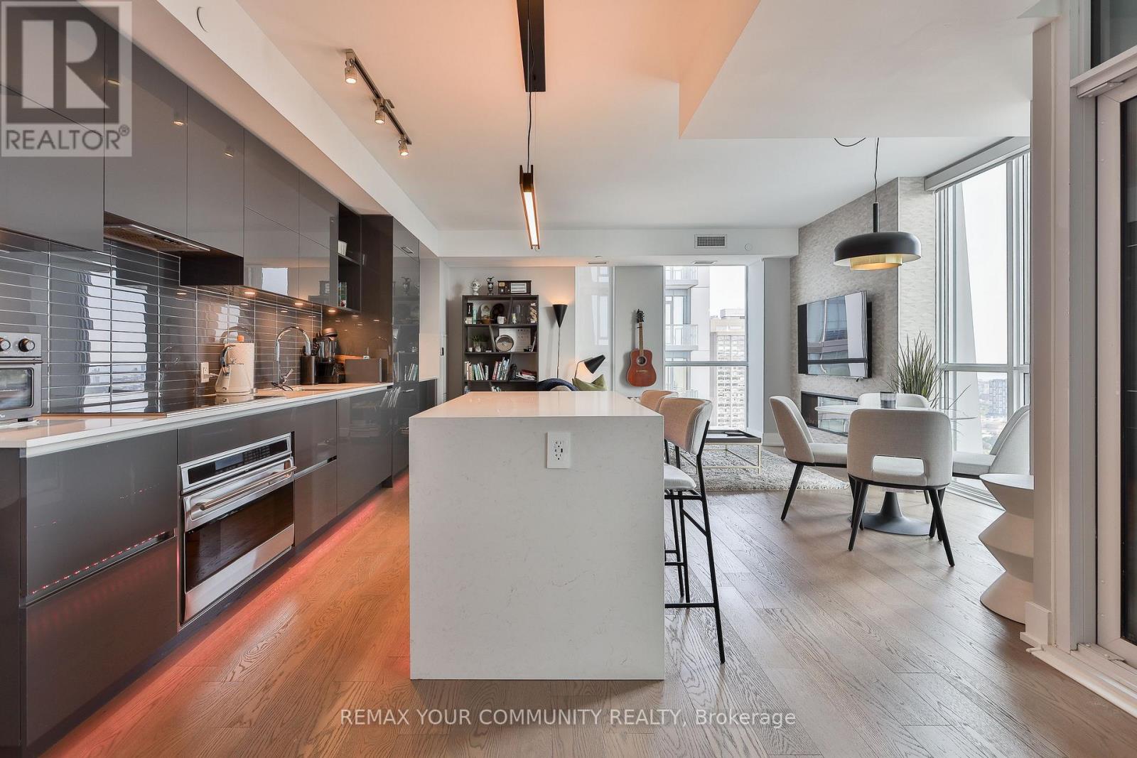 4301 - 1 Yorkville Avenue, Toronto, Ontario  M4W 0B1 - Photo 12 - C13613924