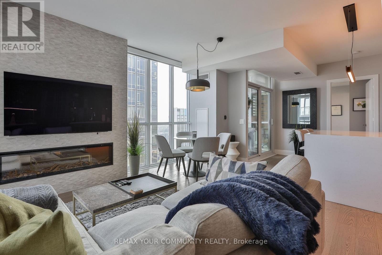 4301 - 1 Yorkville Avenue, Toronto, Ontario  M4W 0B1 - Photo 17 - C13613924