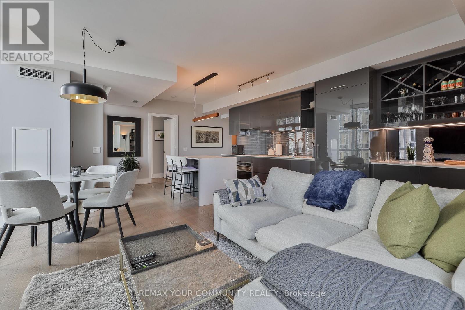 4301 - 1 Yorkville Avenue, Toronto, Ontario  M4W 0B1 - Photo 18 - C13613924