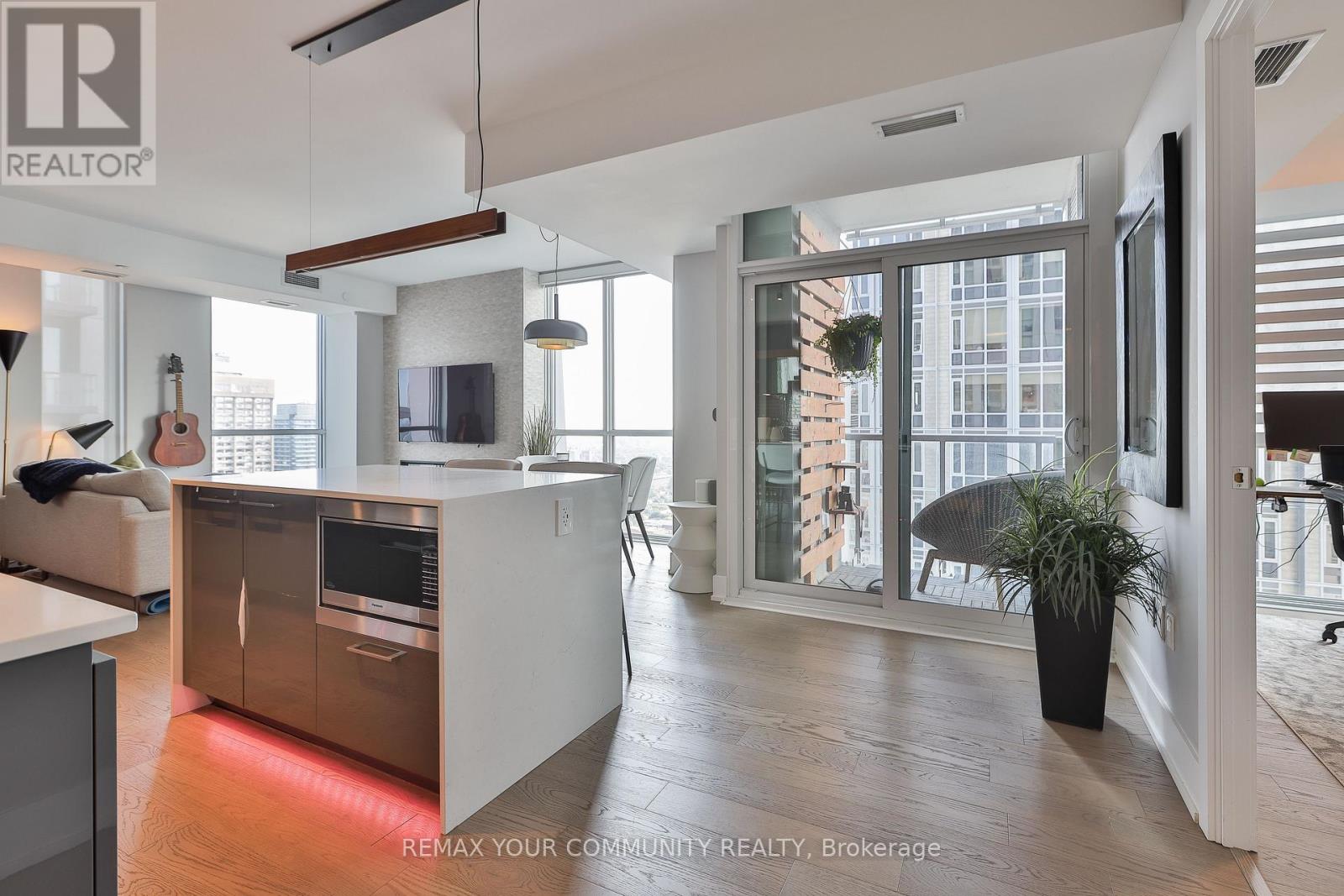 4301 - 1 Yorkville Avenue, Toronto, Ontario  M4W 0B1 - Photo 9 - C13613924